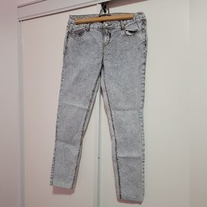 Striped skinny denim jeans